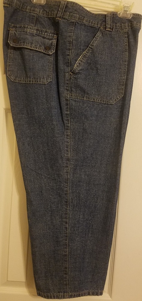 🌟Liz Clairborne Cropped Jeans - Picture 3 of 3